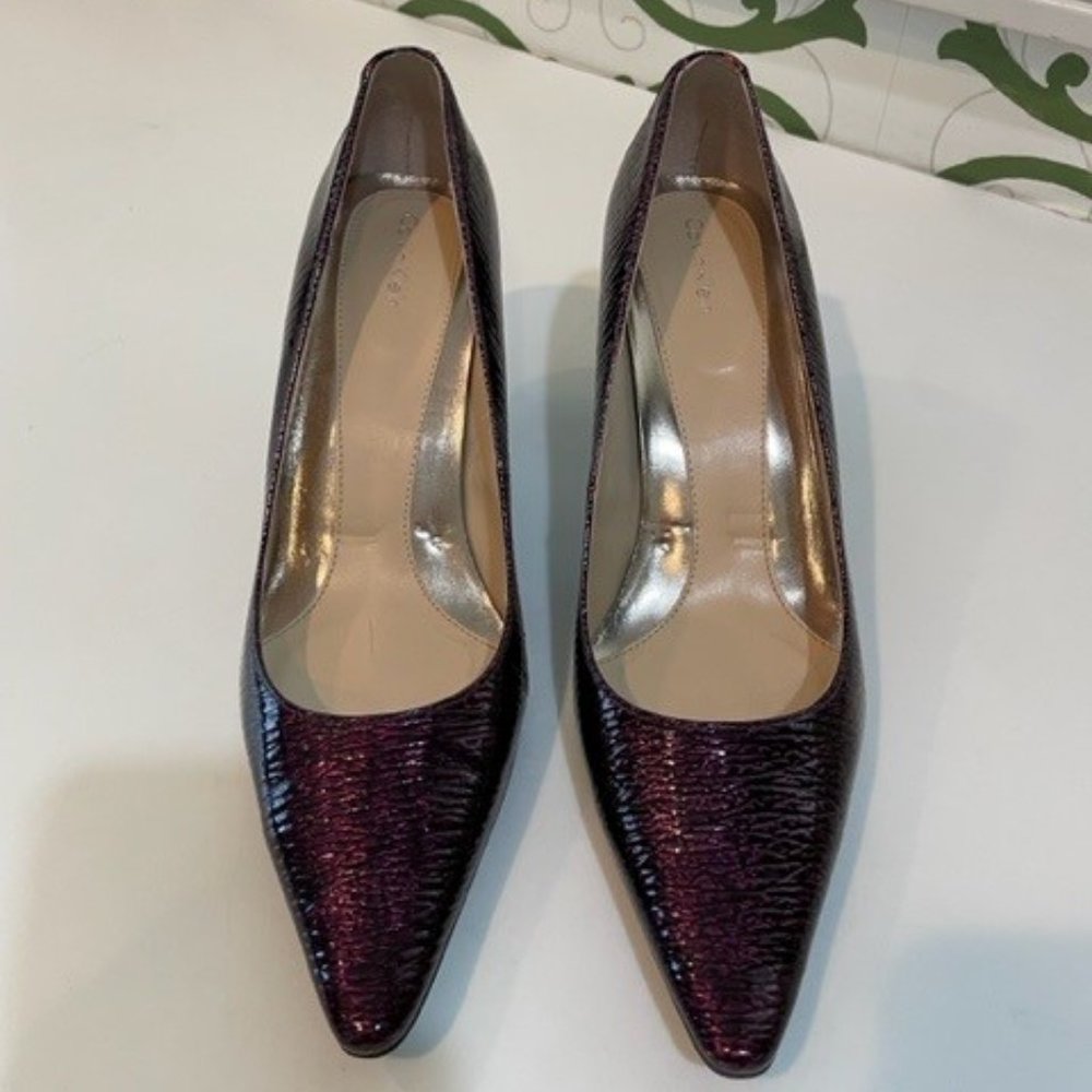 Calvin Klein Textured Wine Patent Pump, Size 10